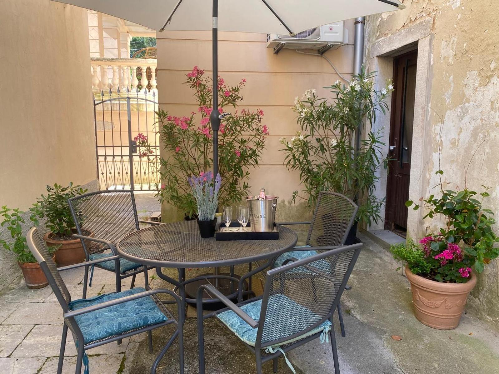 Apartment Mirna - What You See Is What You Get Opatija Exterior foto